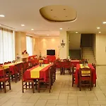 מלון Castri