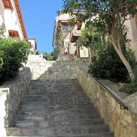 Castri Hotel